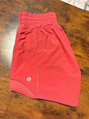 lululemon Hotty Hots 4” Lipgloss Pink